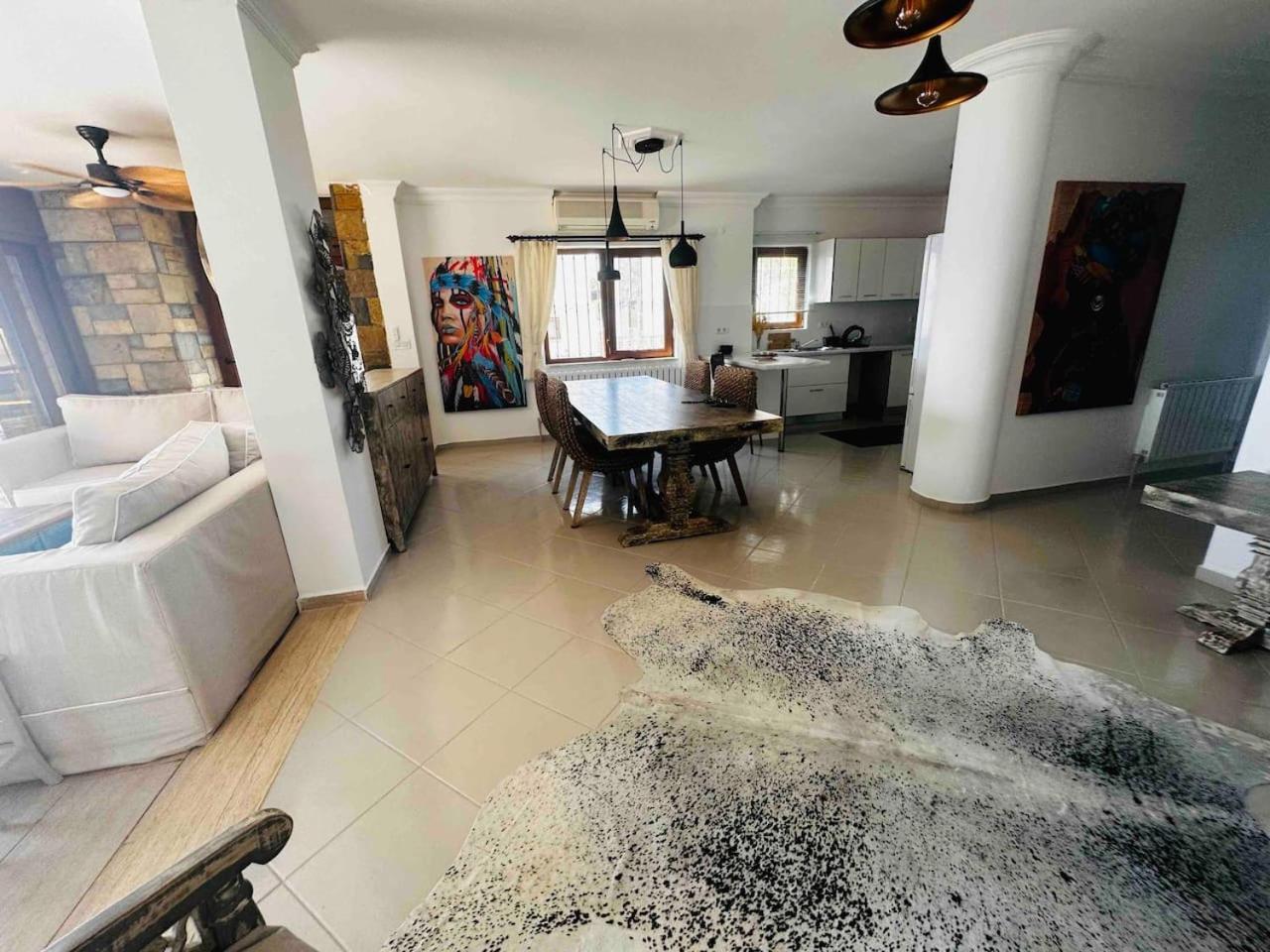 Villa Deniz Manzarali Tas