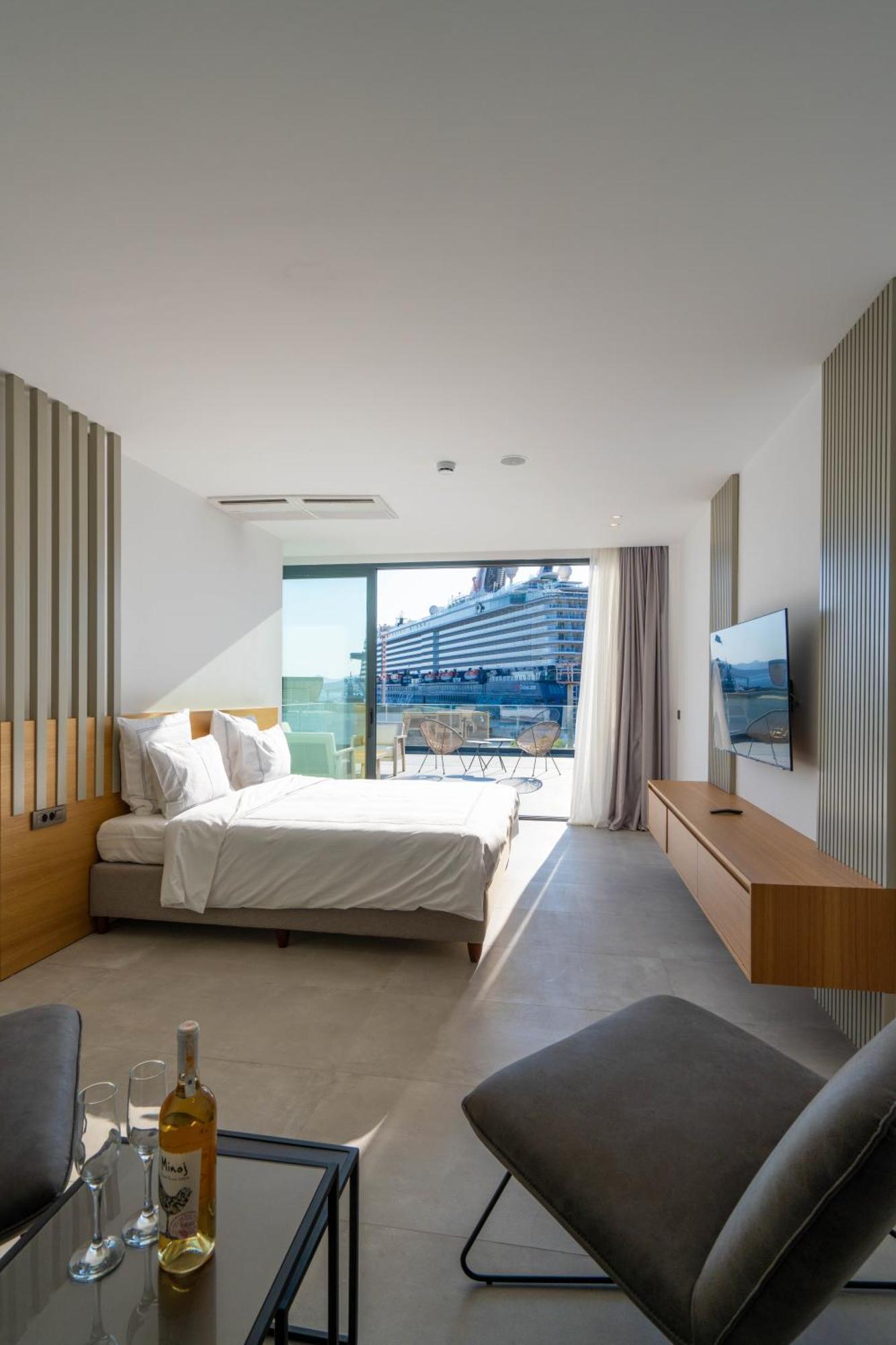Akana Loft Aparthotel