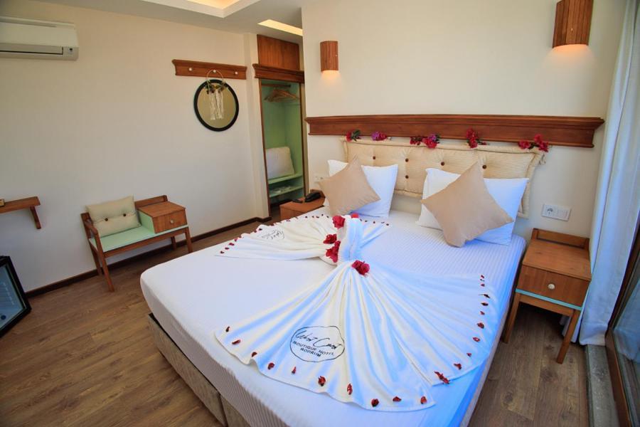 West Coast Boutique Hotel *