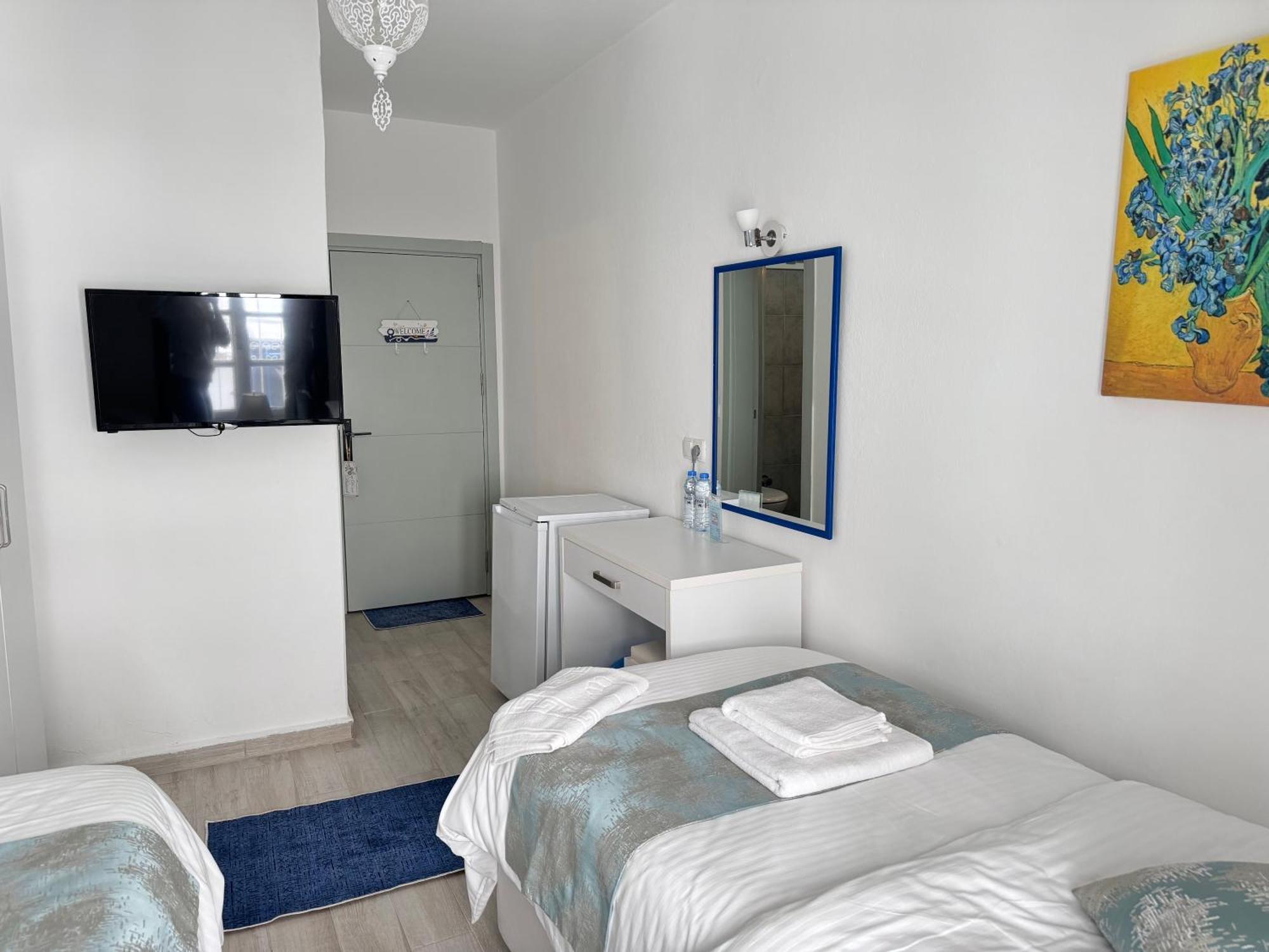 Bed & Breakfast White And Blue Bodrum