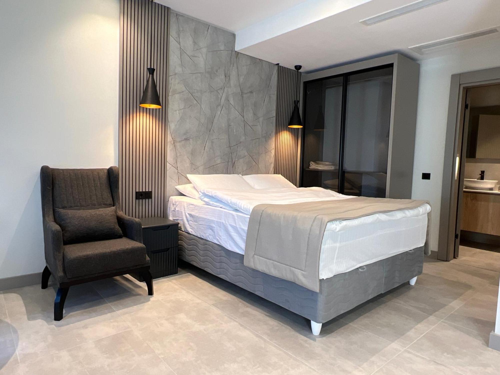 Bitez Adam Hotel *