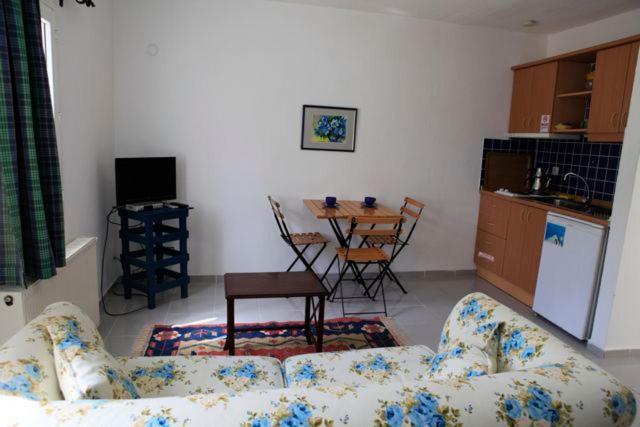 Aparthotel Emelce Apart 2*