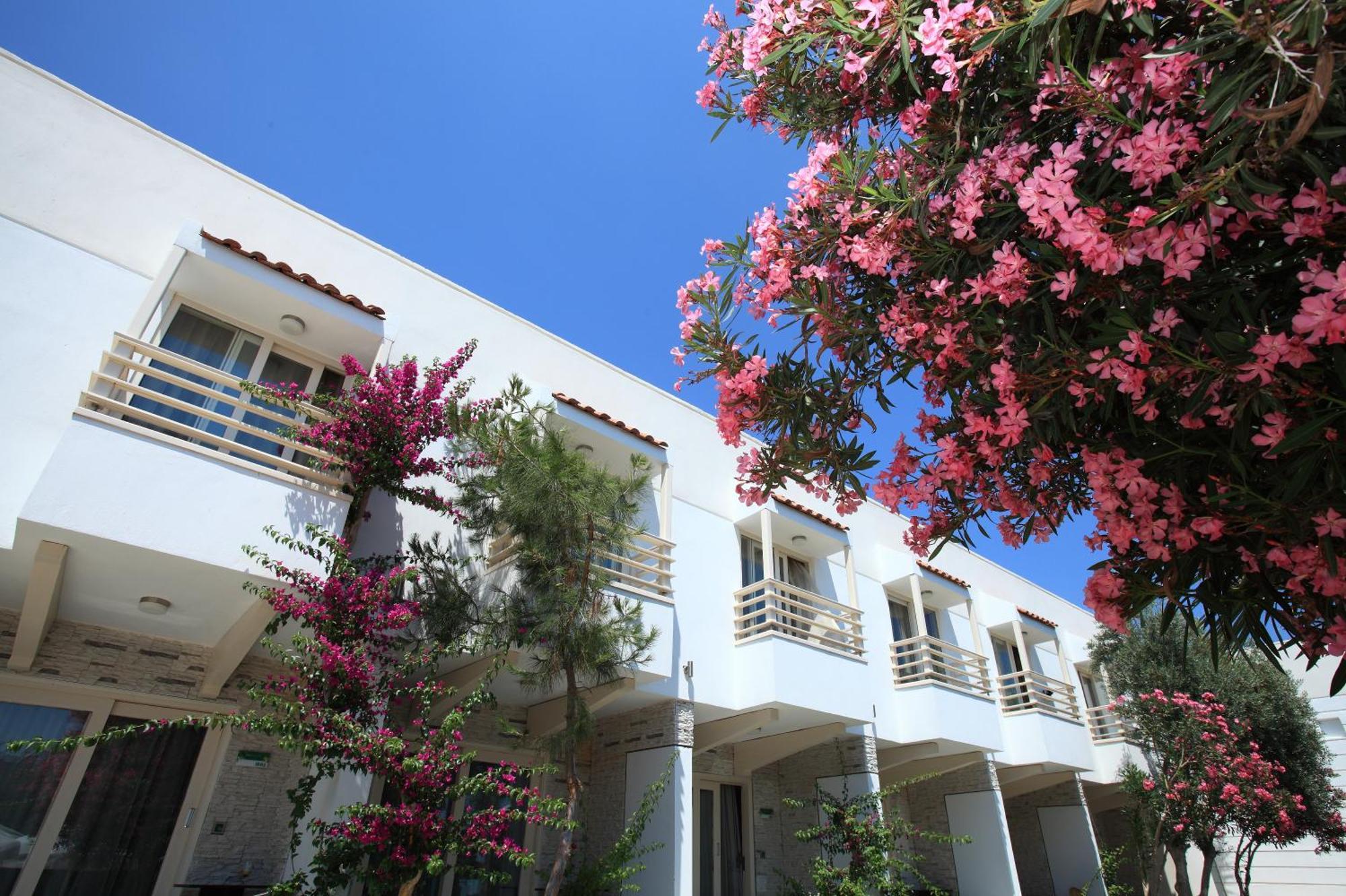 Hotel Delfi & Wellness Center