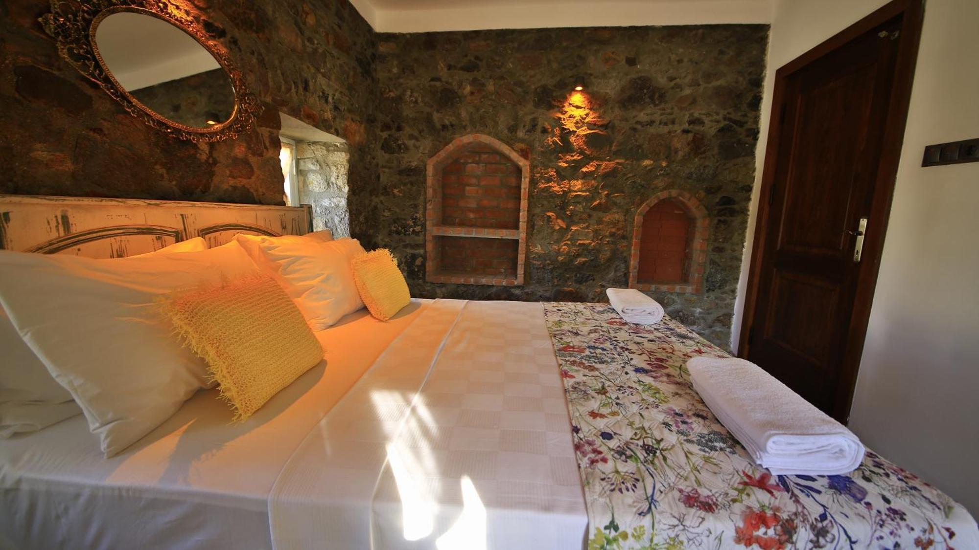 Thales Butik Bodrum