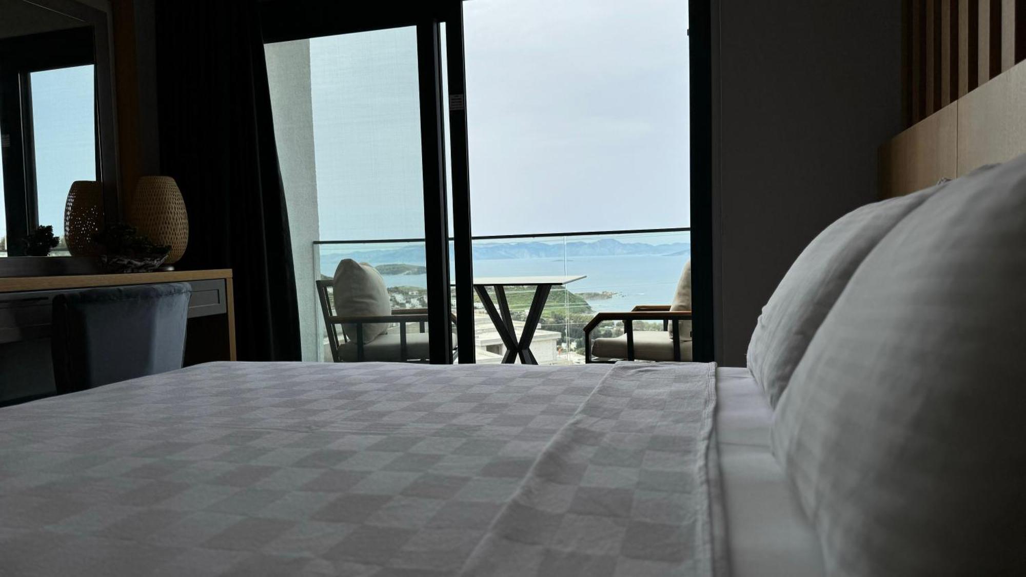 The Rest Port Argento Hotel