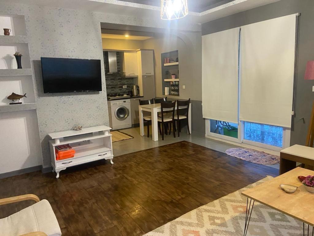 Deniz Manzarali Full Esyali Apartment Bodrum