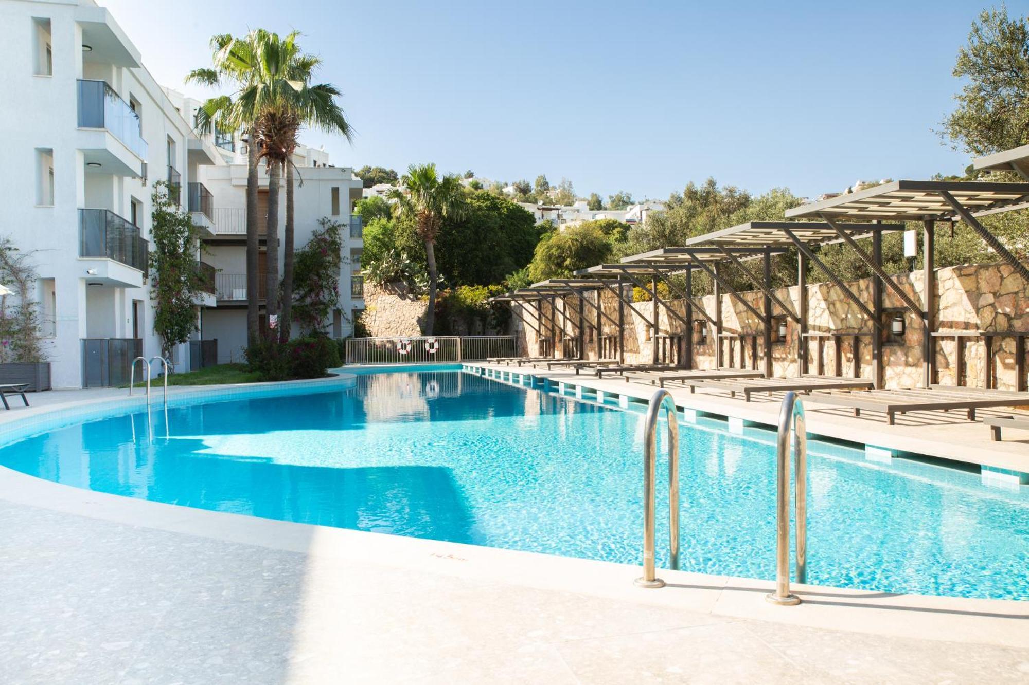 Queen By Important Group Travel Aparthotel 3*