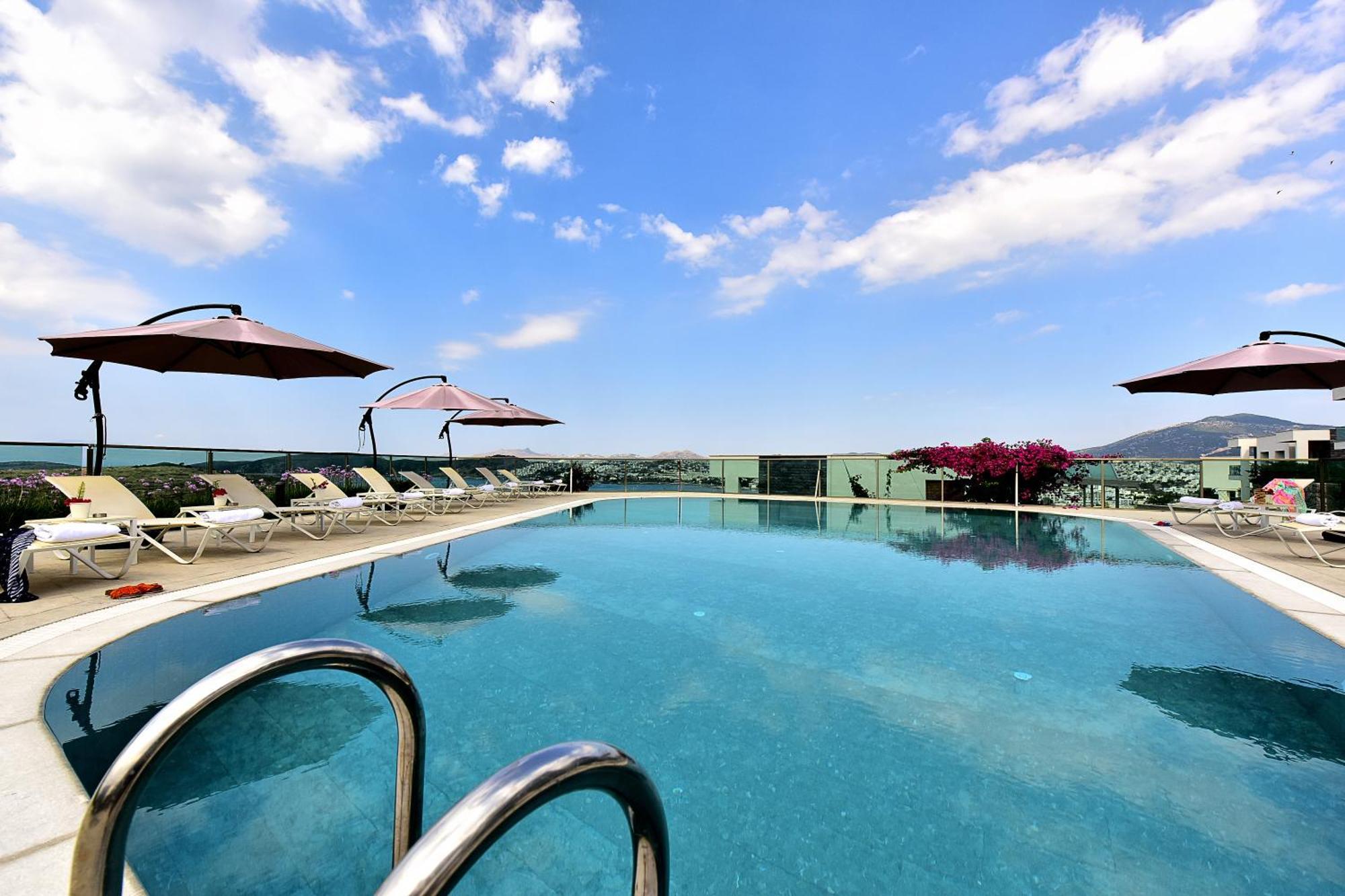 Aparthotel Degirmenburnu 3*