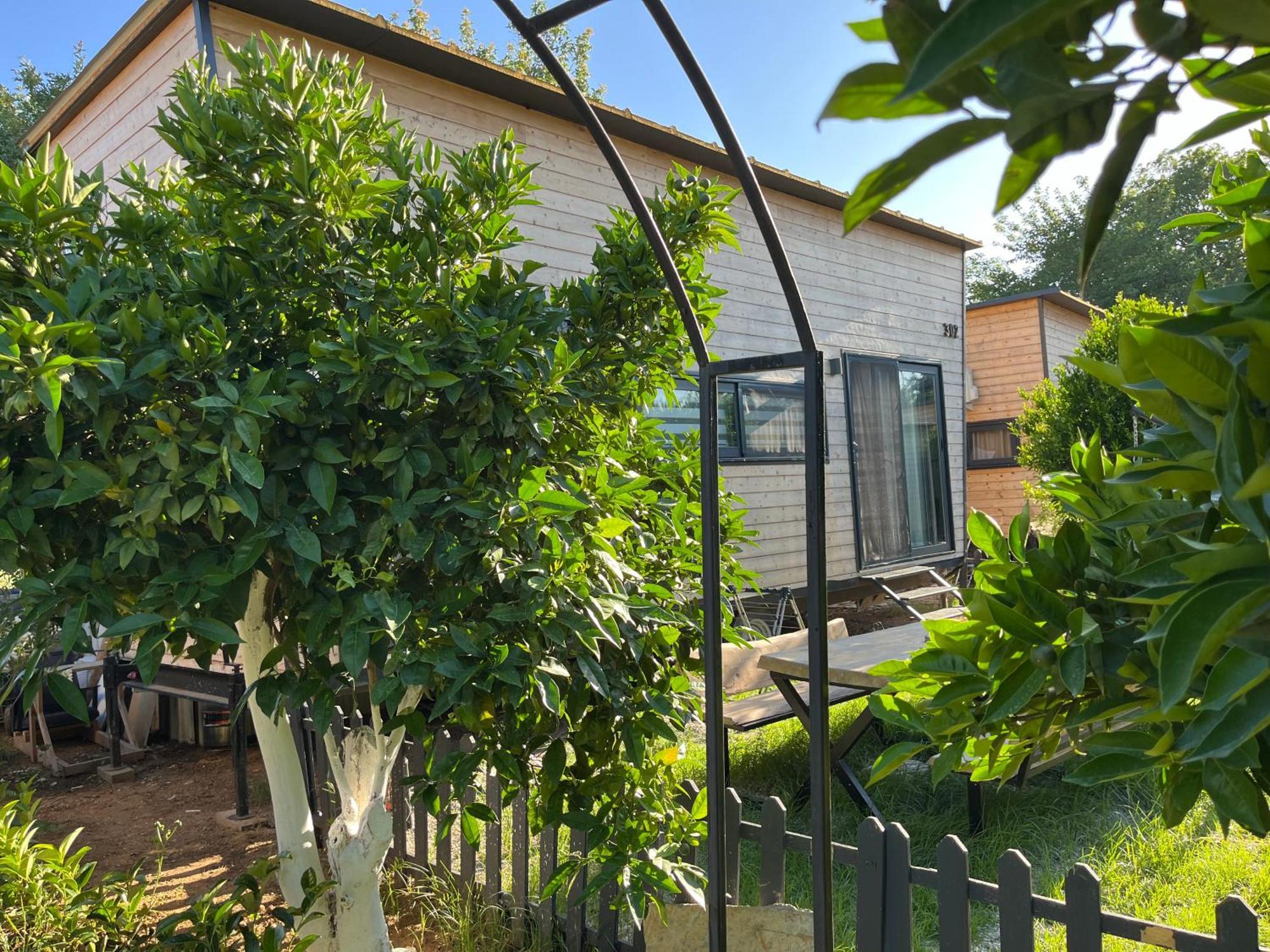 Bed & Breakfast Gaia Tiny Butik