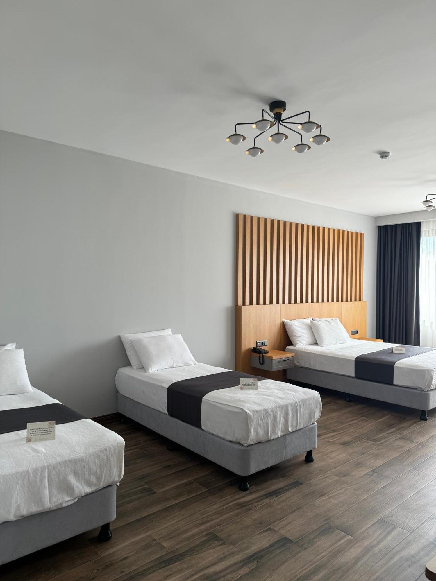 The Rest Port Argento Hotel