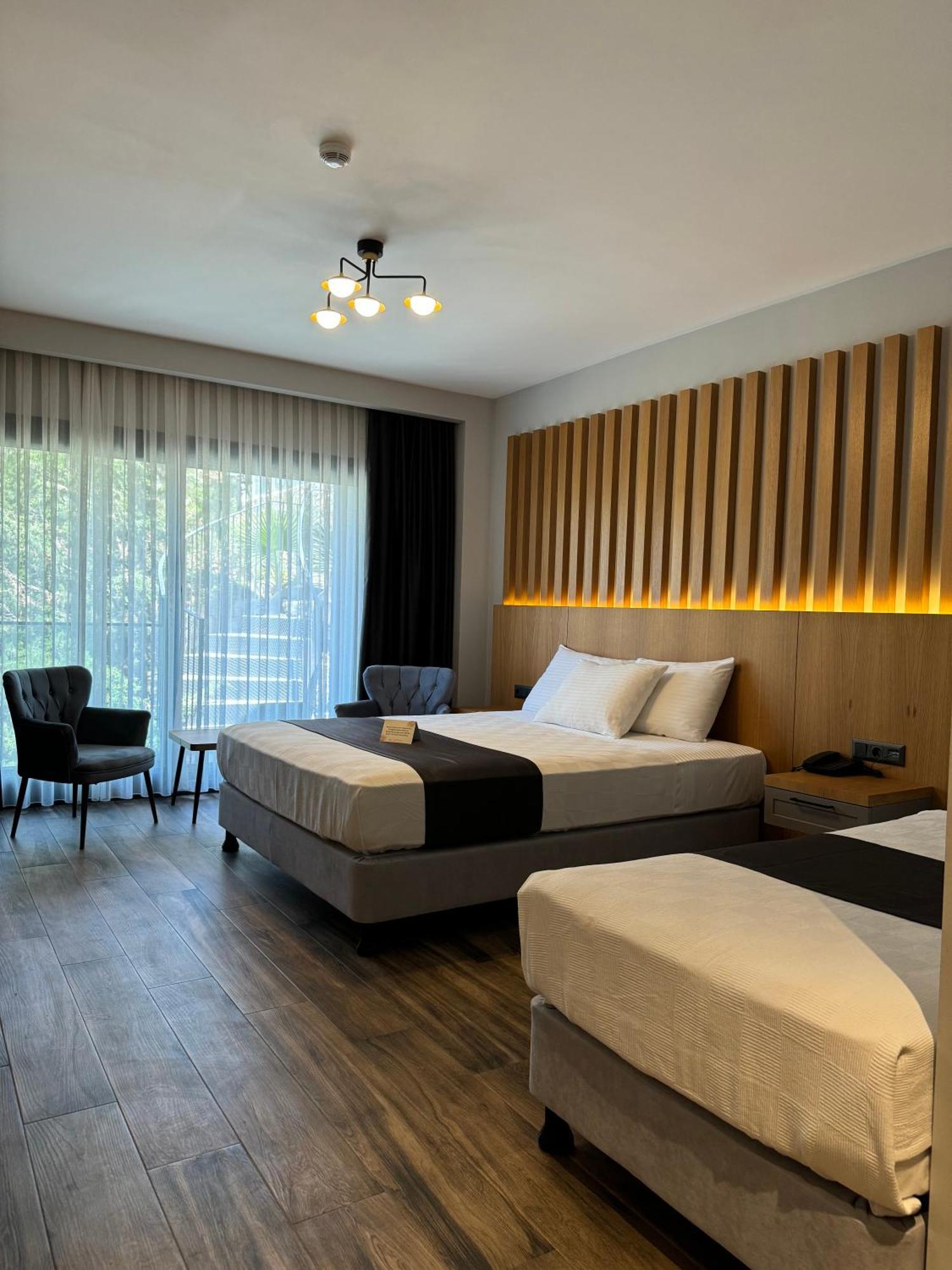 Hotel The Rest Port Argento *