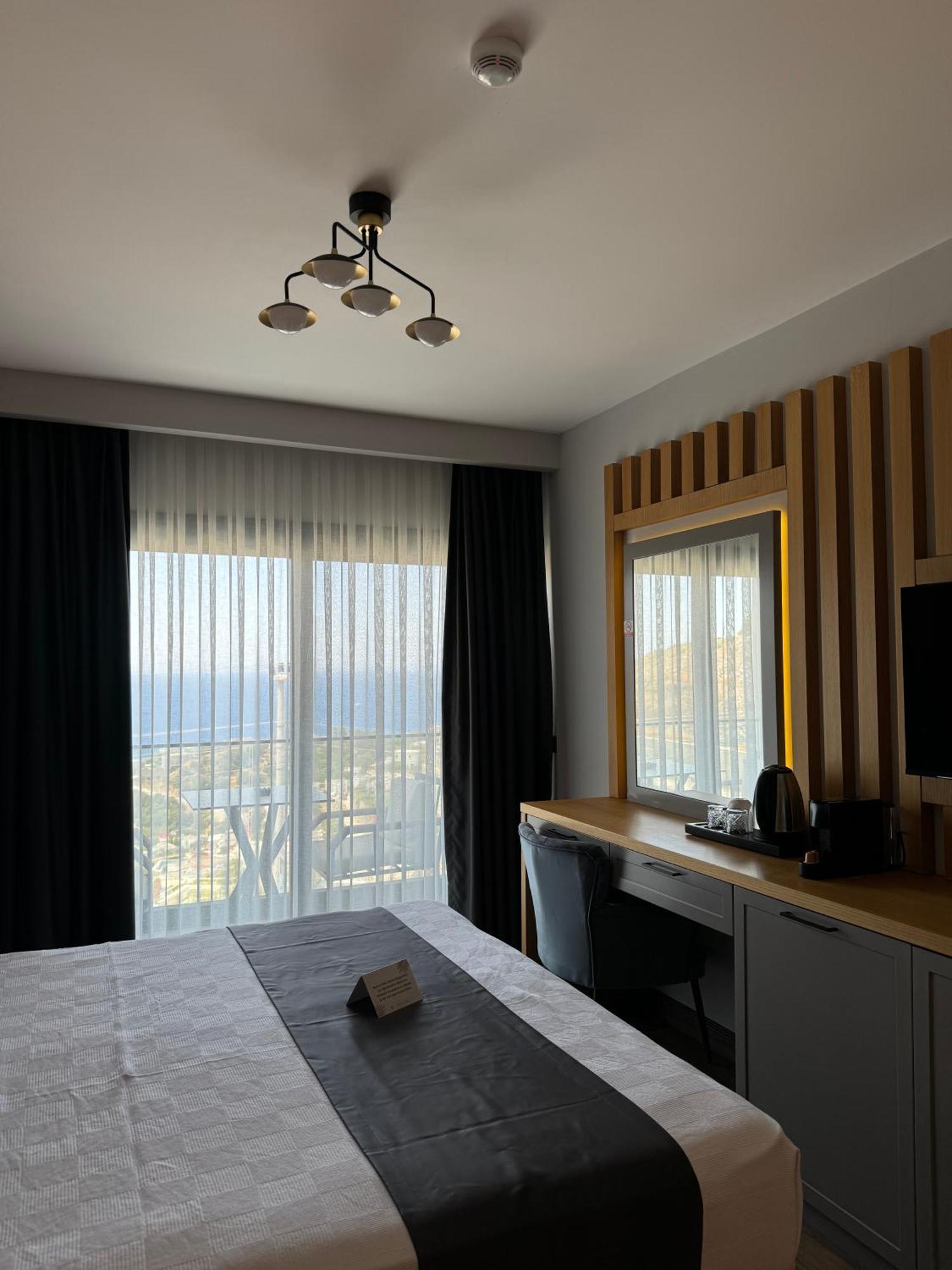 The Rest Port Argento Hotel *