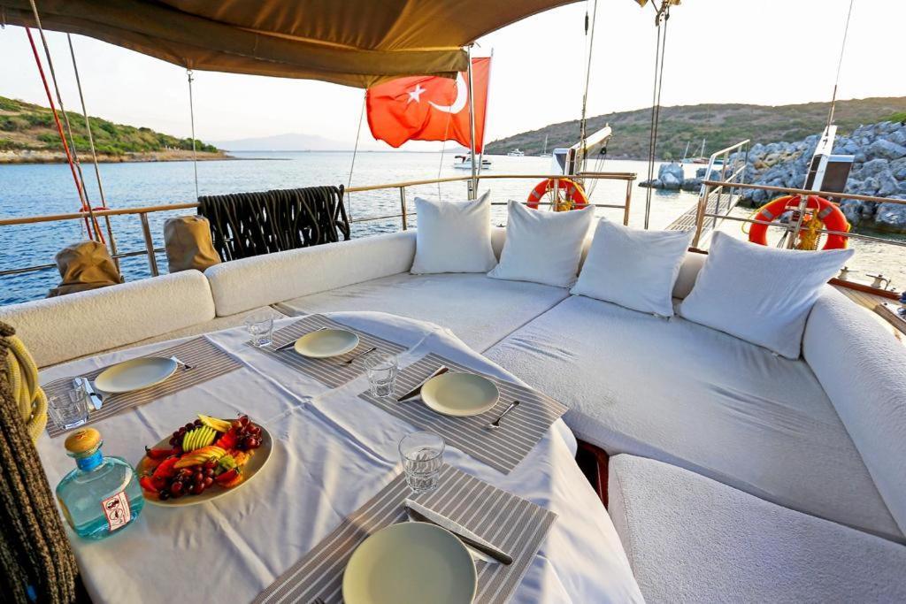 Botel Luxury Boat In Marina *