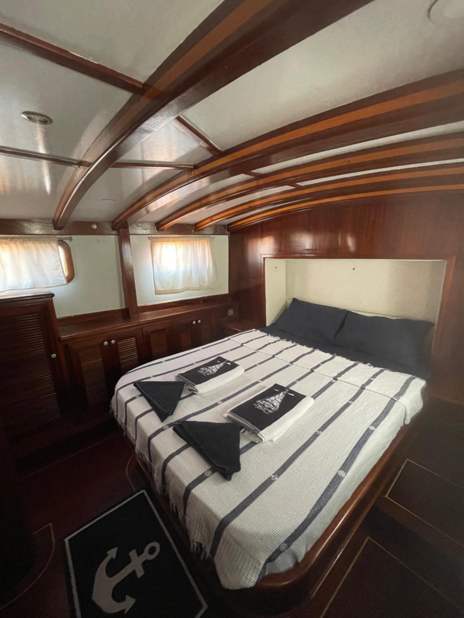 Botel Usta-k