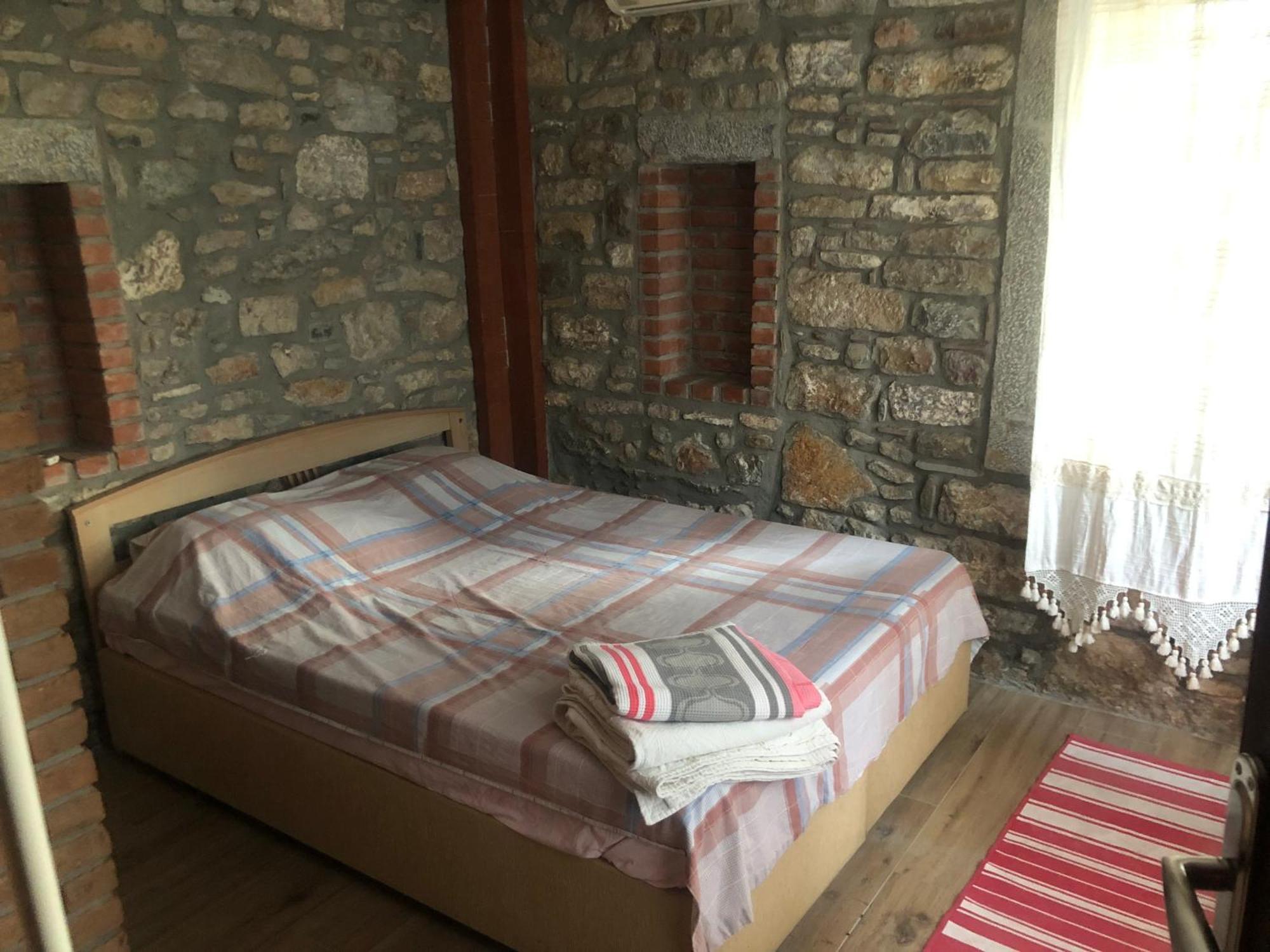 Villa Plaja Cok Yakin Tarihi Tas Ev