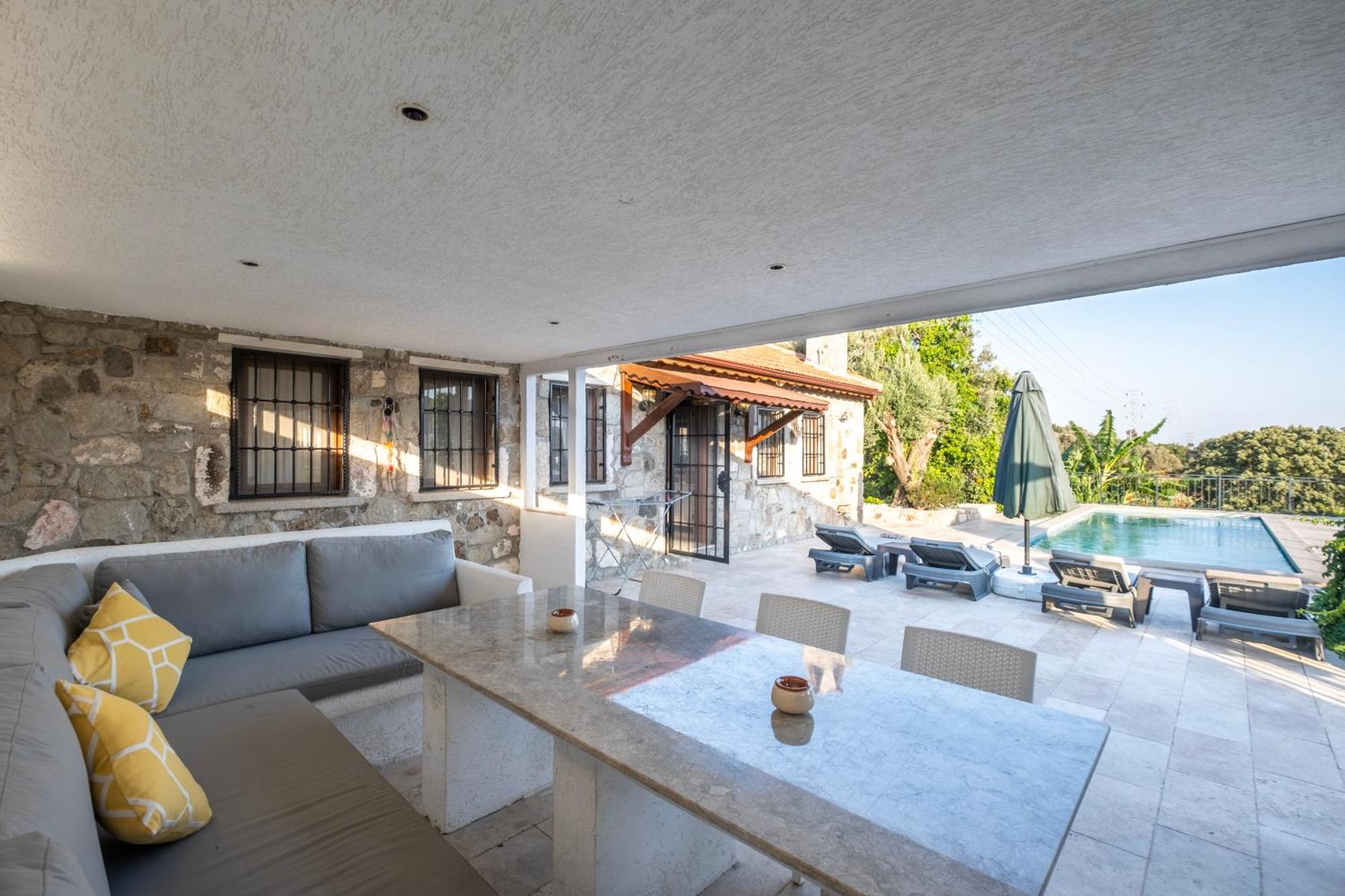 Villa Daisy By Evtatilim *