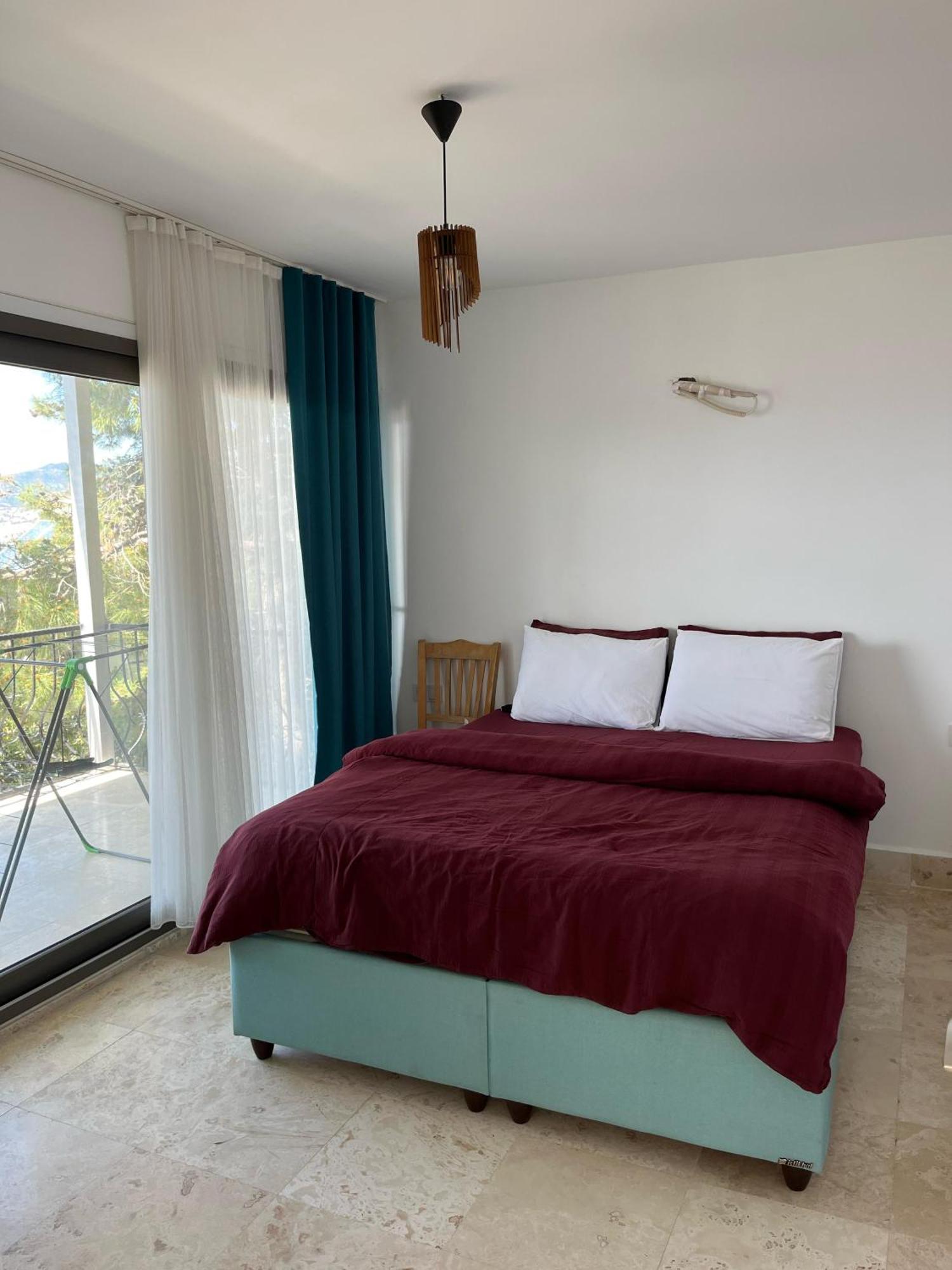 Aparthotel Ilya 1 *