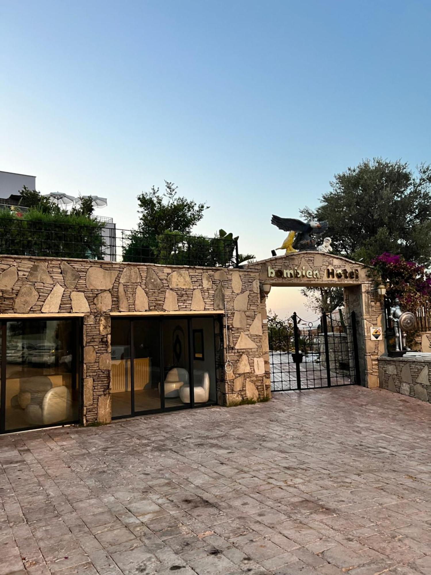Hotel Bombien Luxury