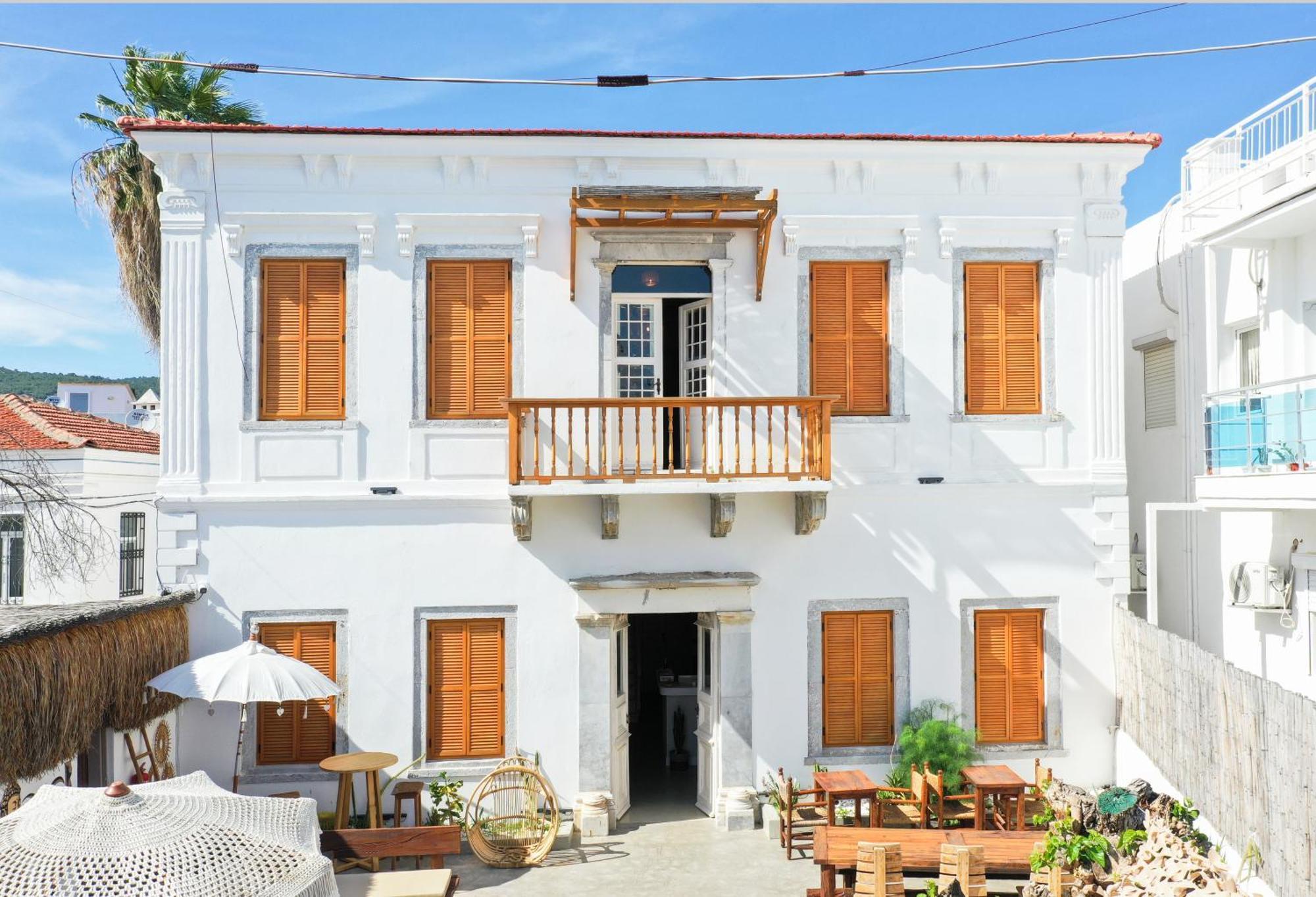 Hotel Notarius *
