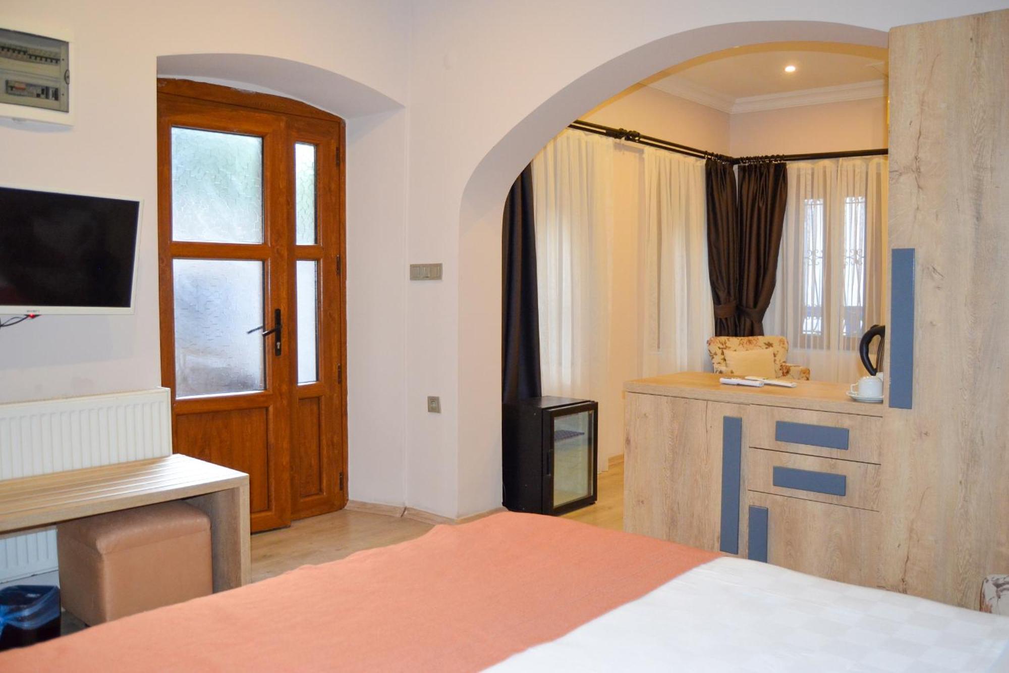 Akkan Hotel 3*