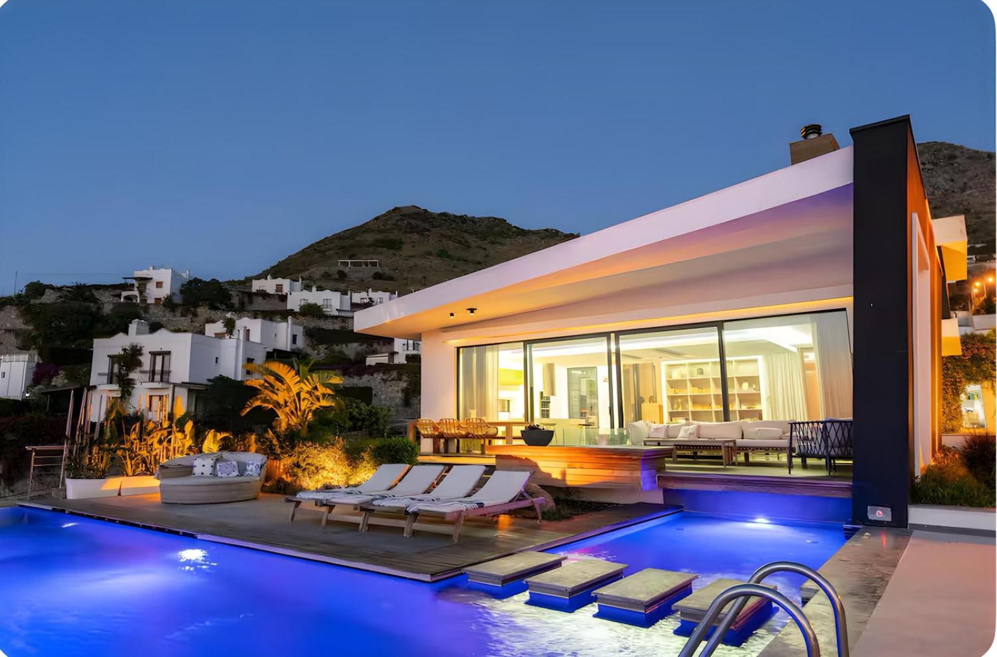 Marinhill - High Luxury Villa