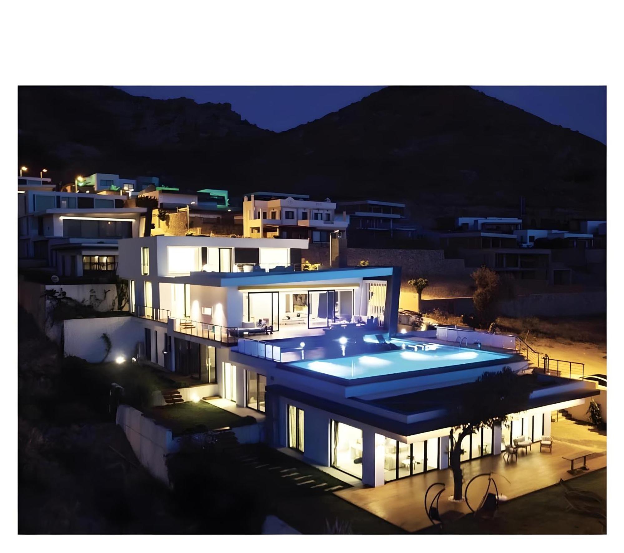 Marinhill - High Luxury Villa *