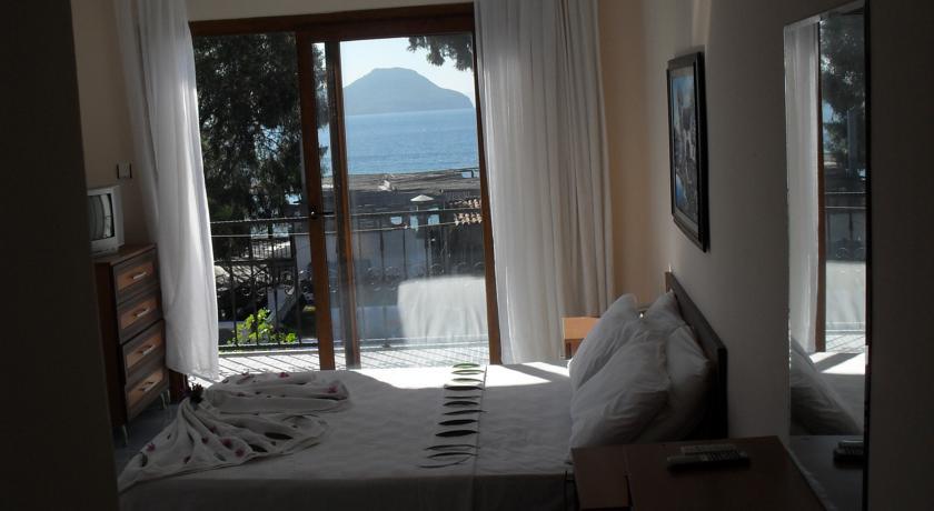 Peda Blue Beach Hotel