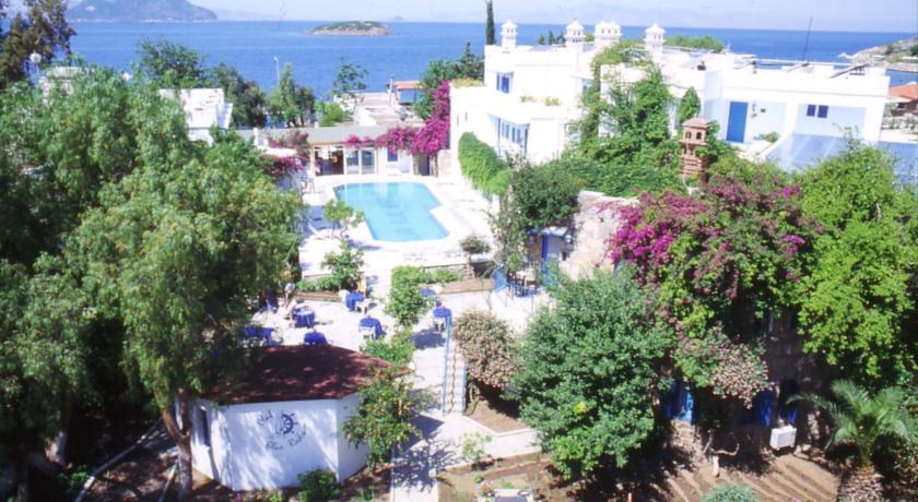 Peda Blue Beach Hotel