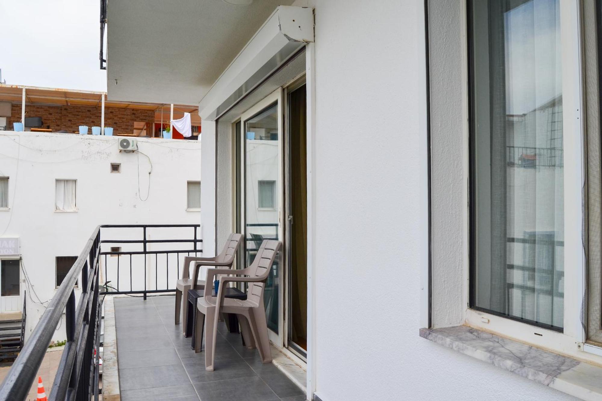 Loca Centre Apartment