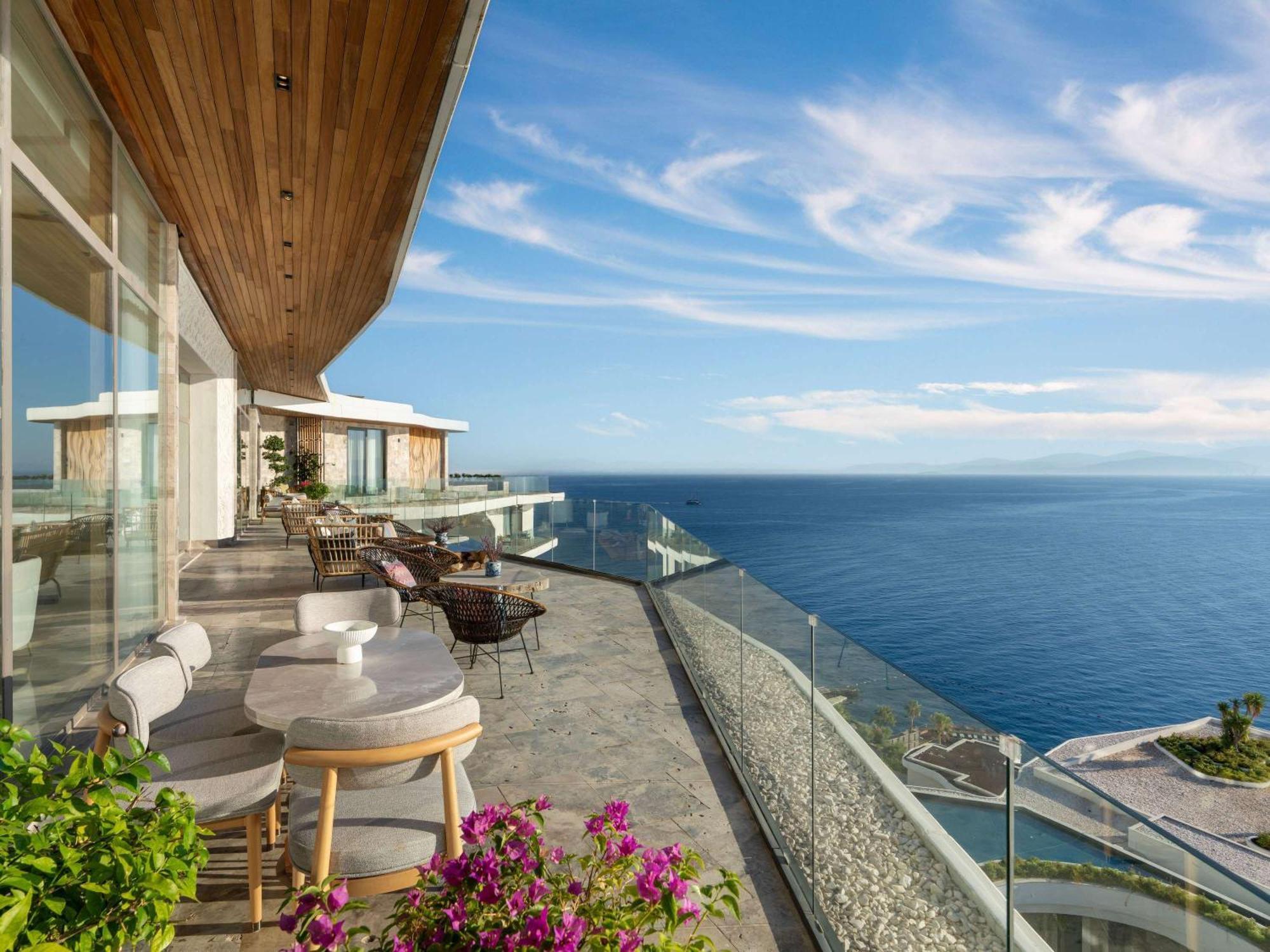 Swissotel Living Hotel 5*