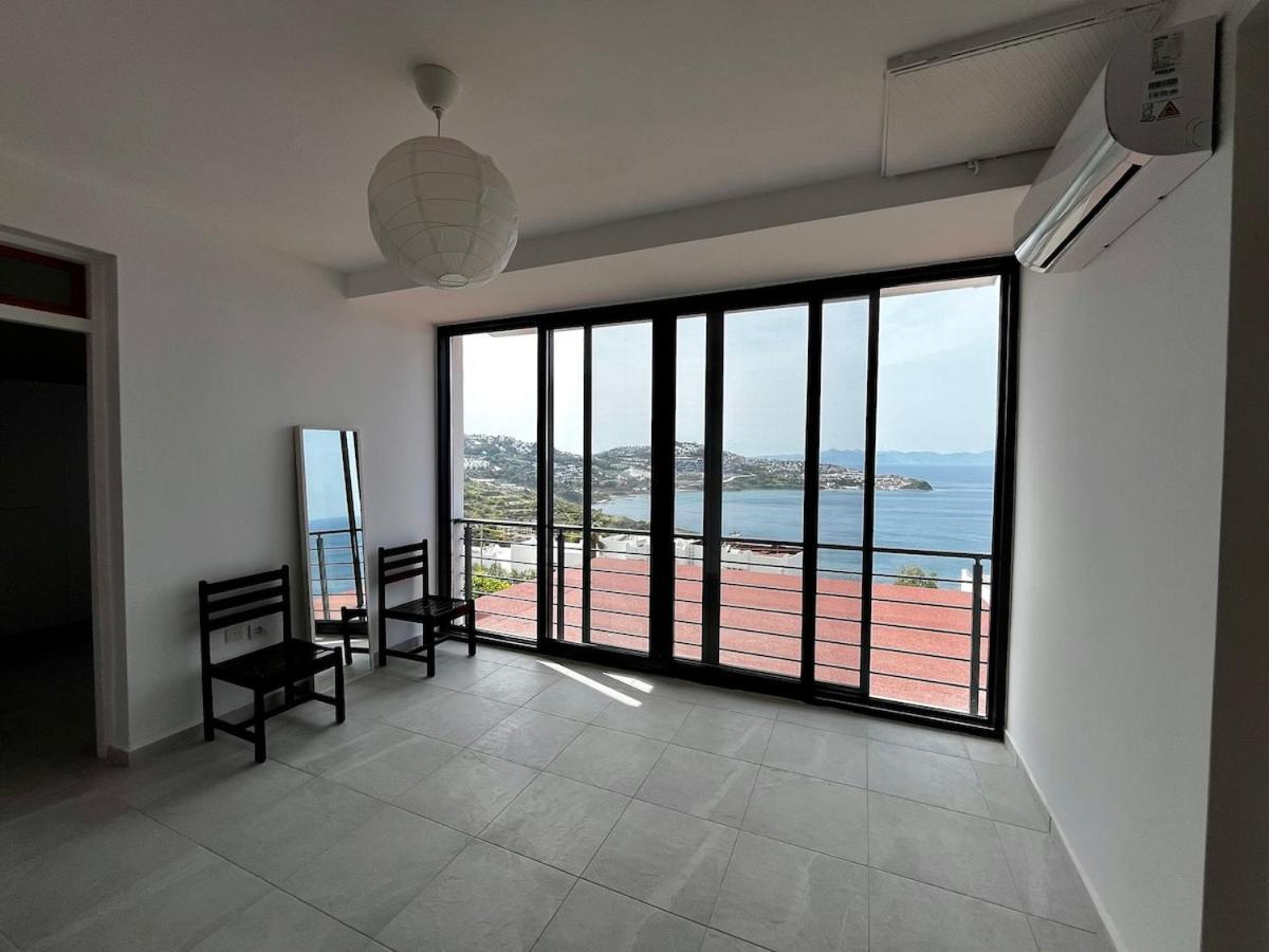 In Yalikavak, Panoramic Sea View And Villa *