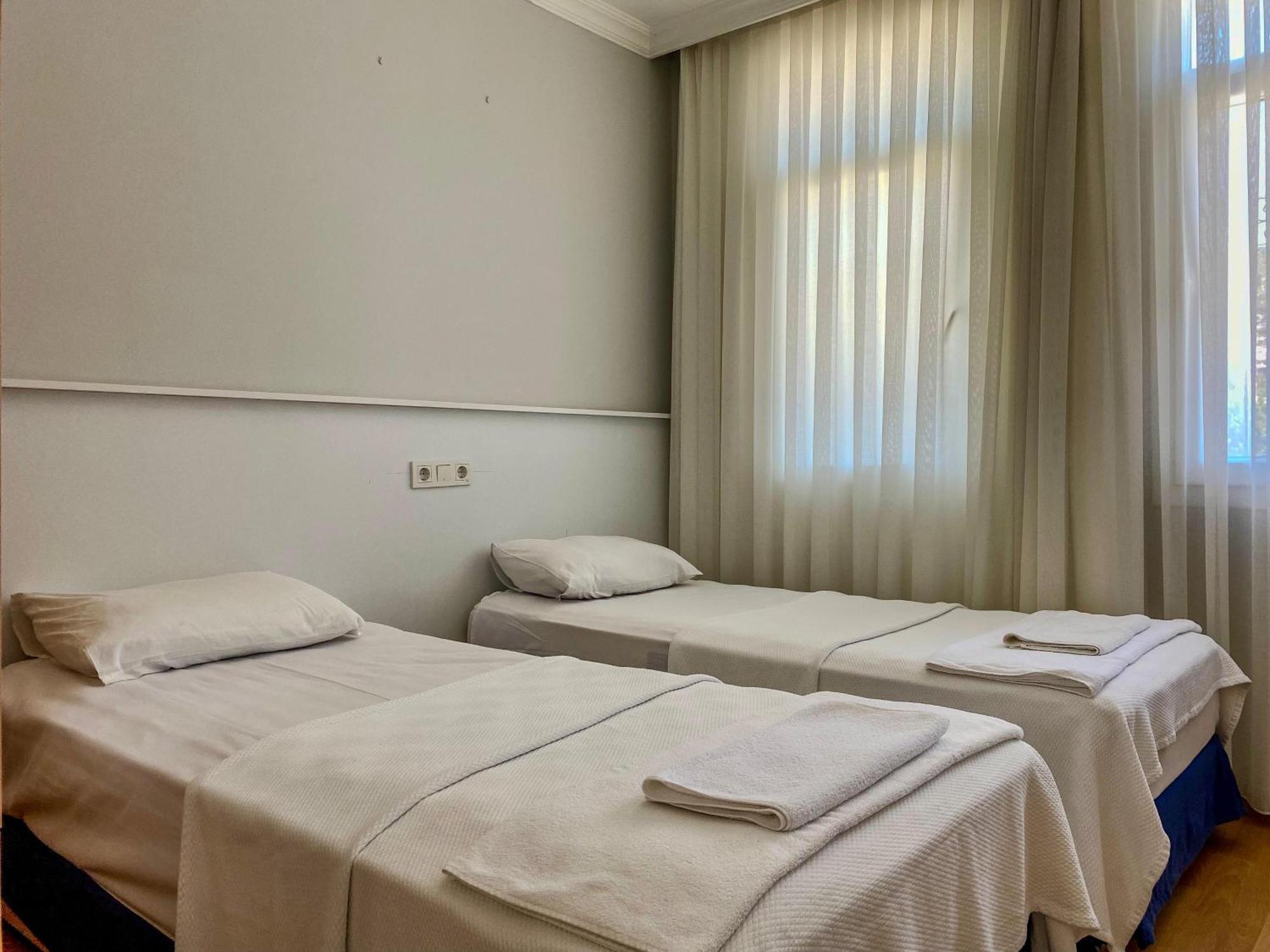 Izan Bakis Aparthotel
