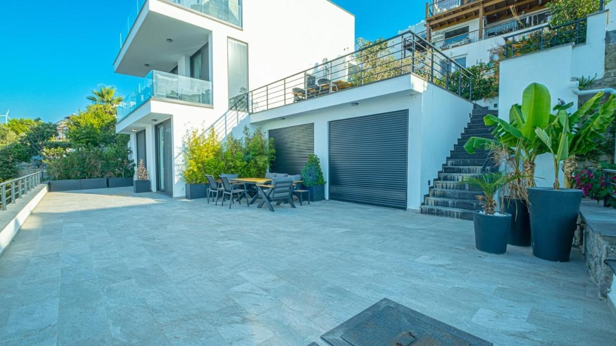 Ella Sea View Yalikavak Shared Pool Villa Bodrum