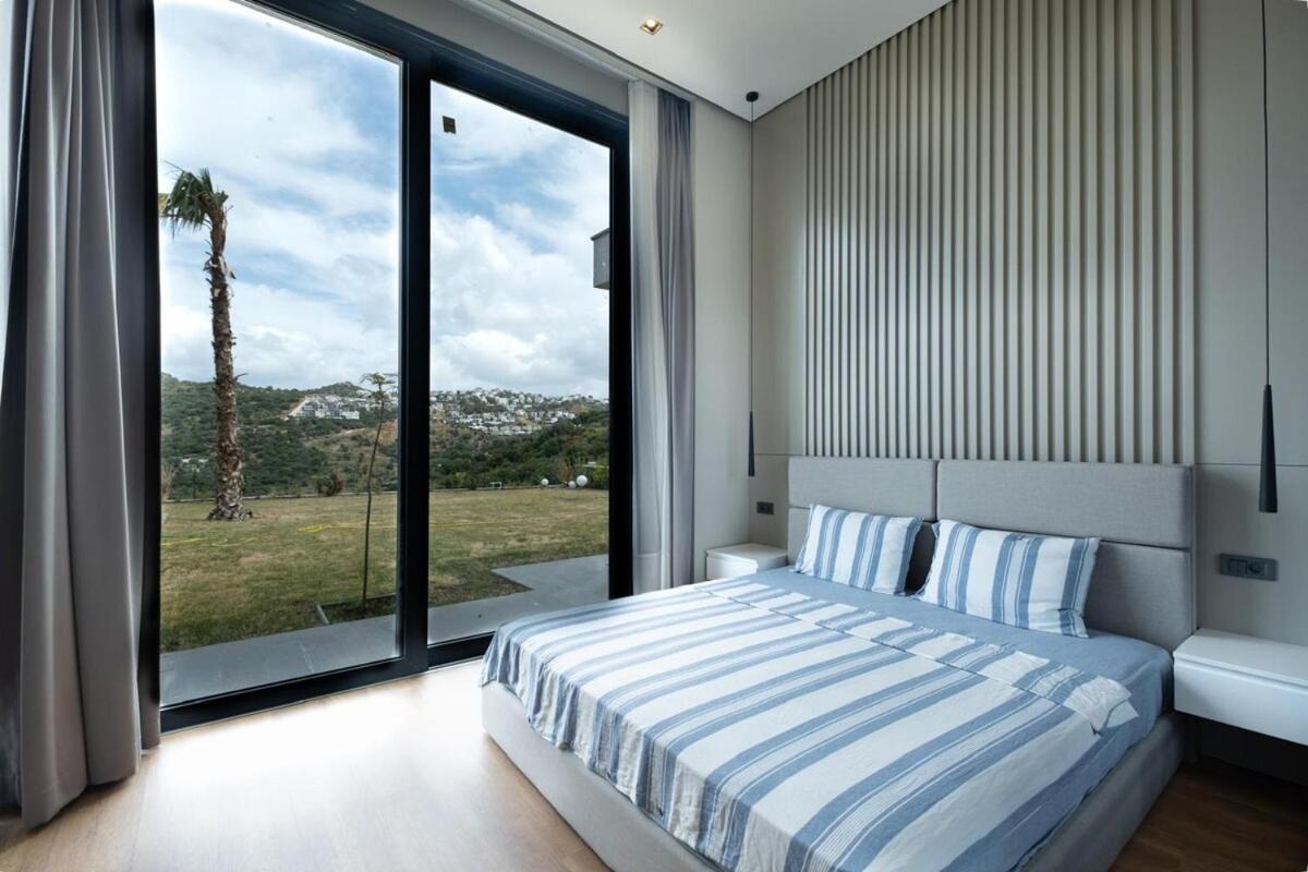 Toscana Yalikavak Sonsuz Havuz Lueks Villada Tatil