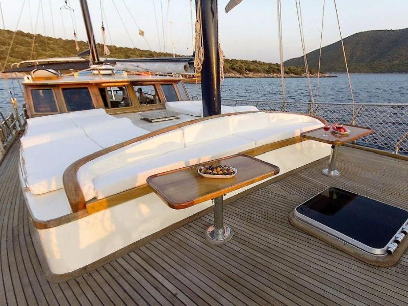 Saracoglu Vip Botel *