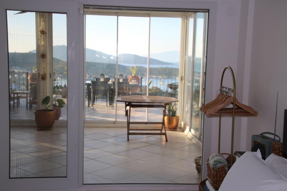 Luxury With Panoramic Sea View Villa *