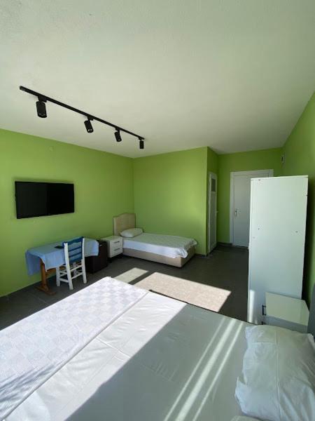 Hostel Xo Bjv