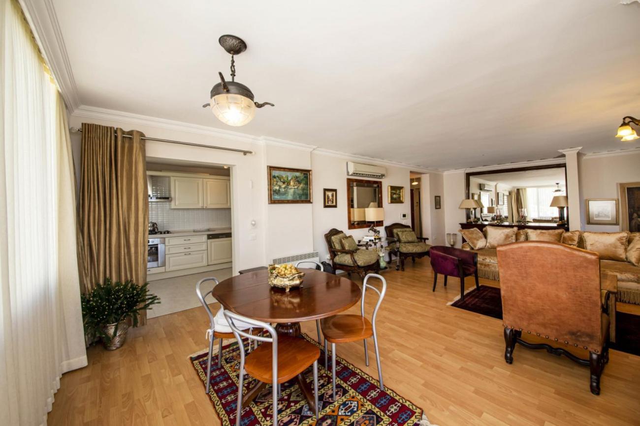 Pousada Enchanting House With Backyard In Bodrum