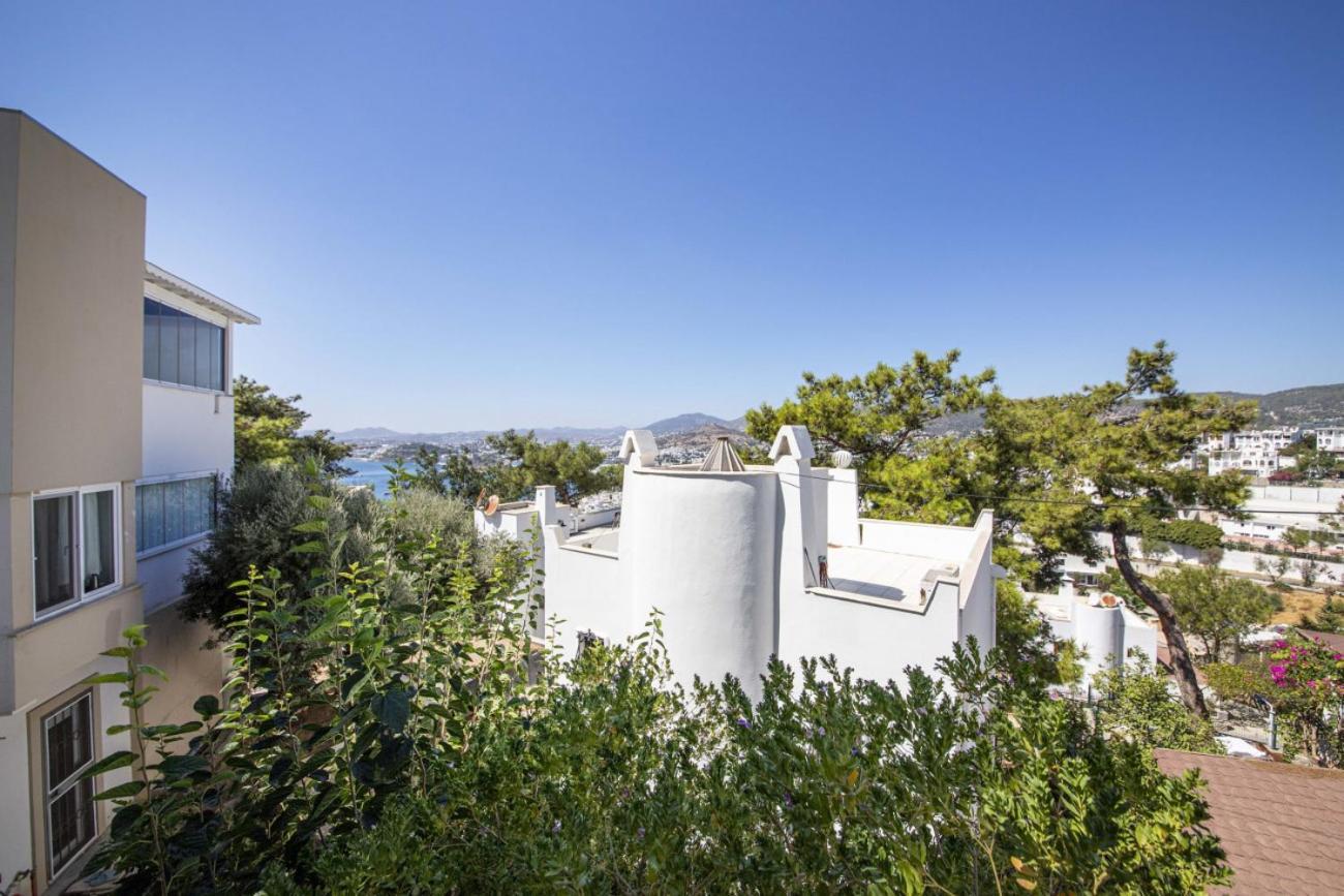 Enchanting House With Backyard In Pousada Bodrum