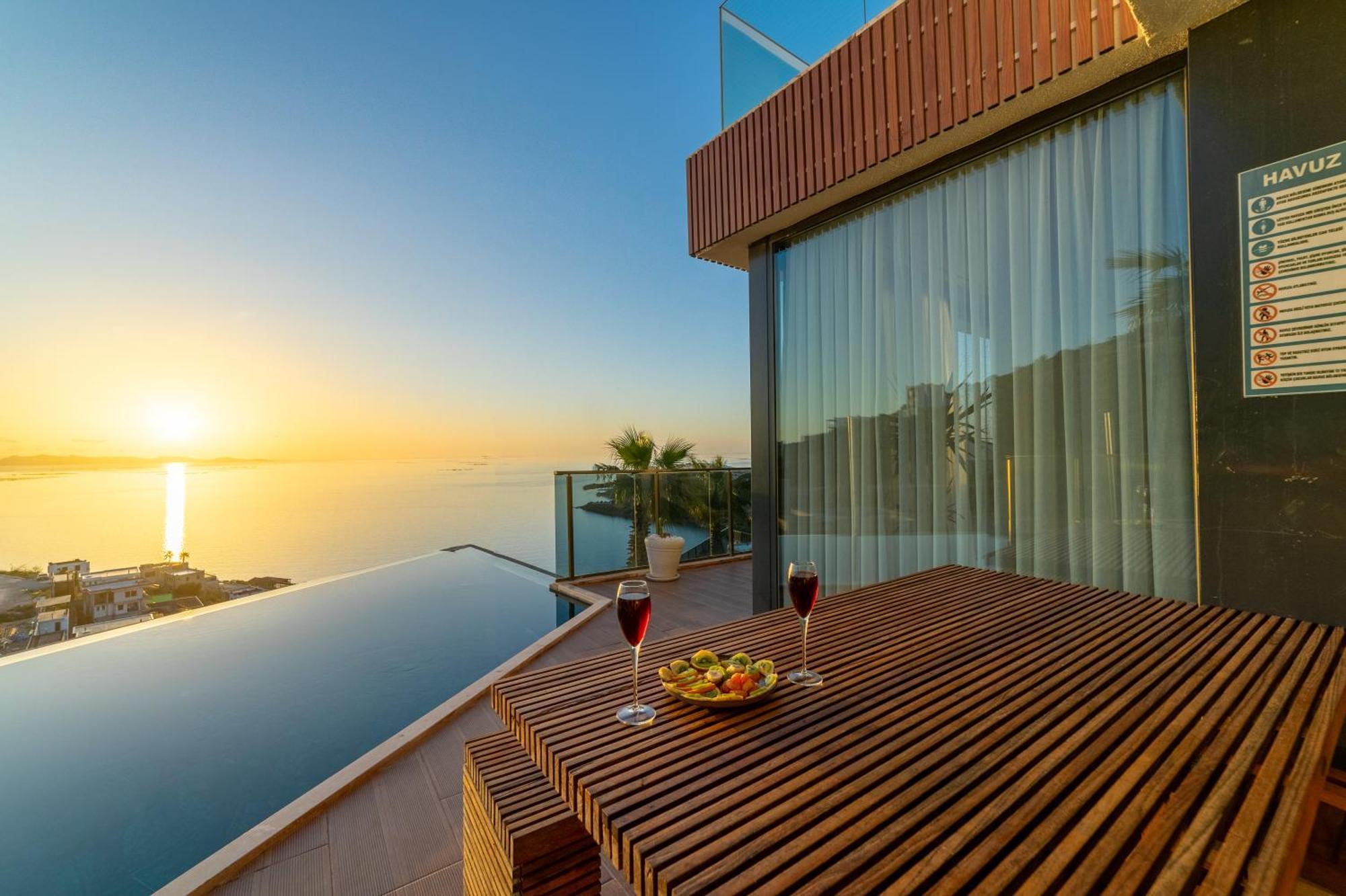 Atlantic Private Pool Bodrum