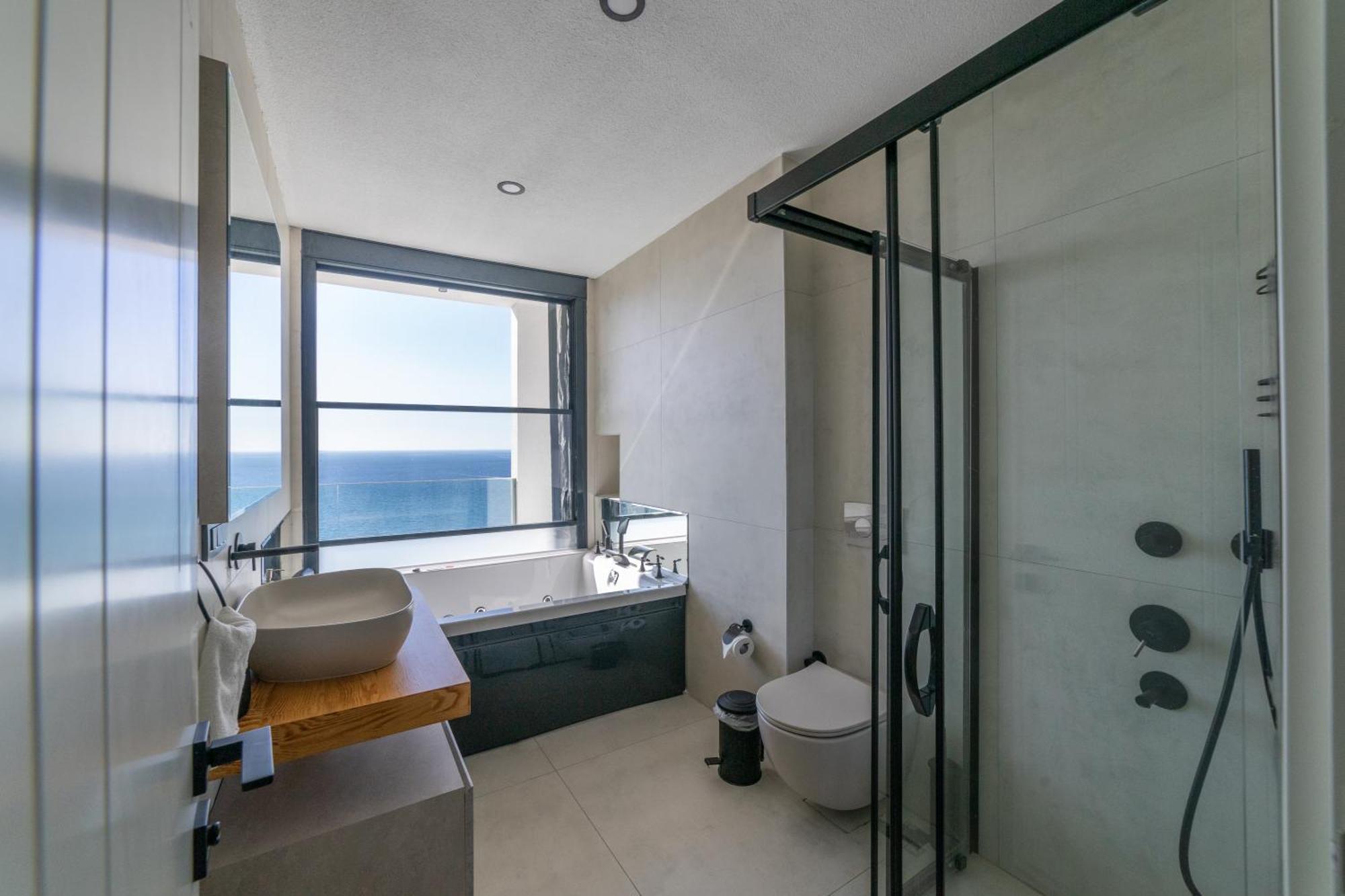 Atlantic Private Pool *