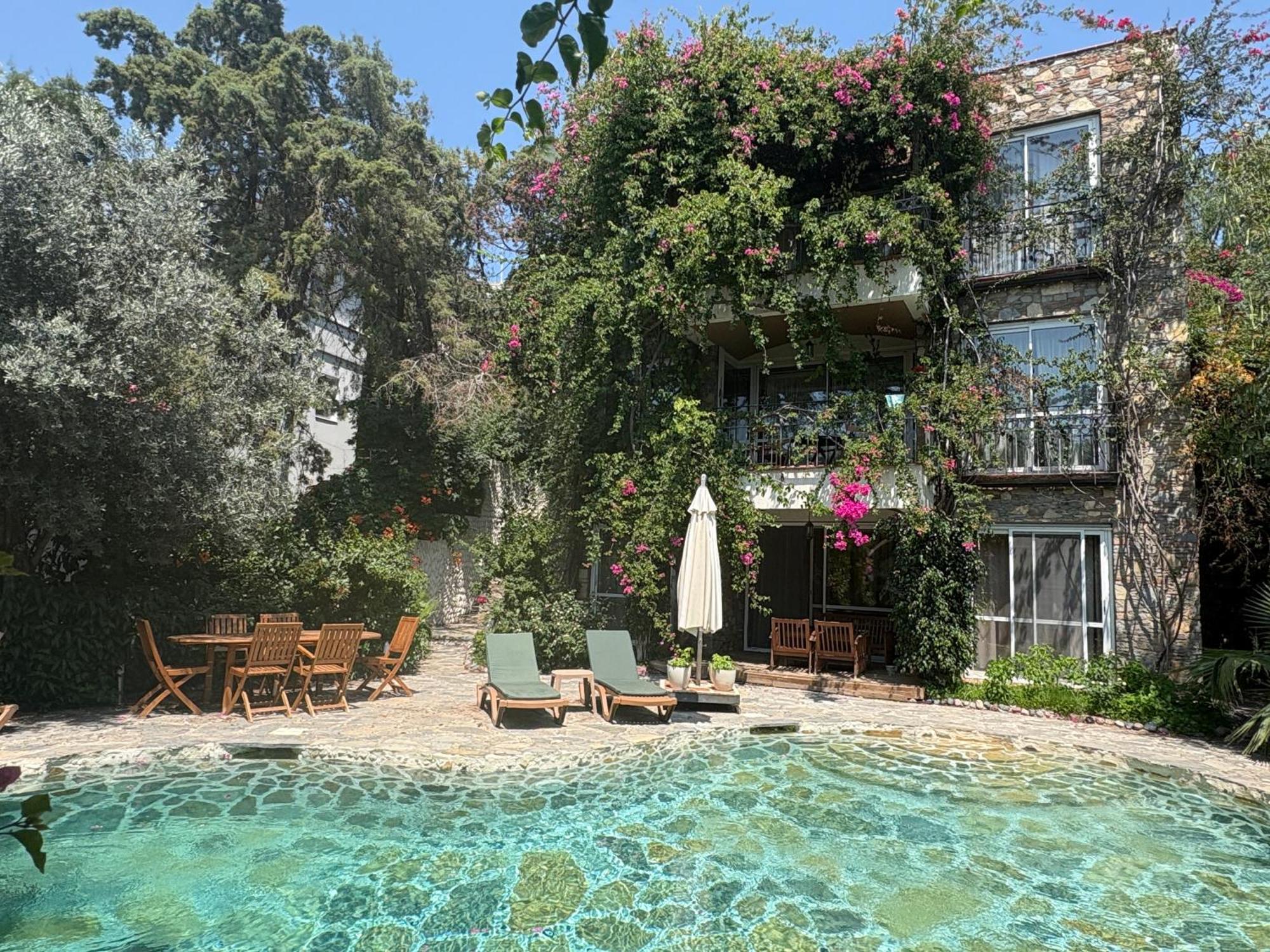 Villa Triplex With Private Pool And Garden Bodrum