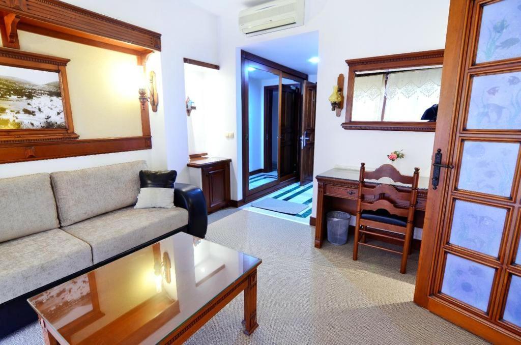 Goezen Hotel