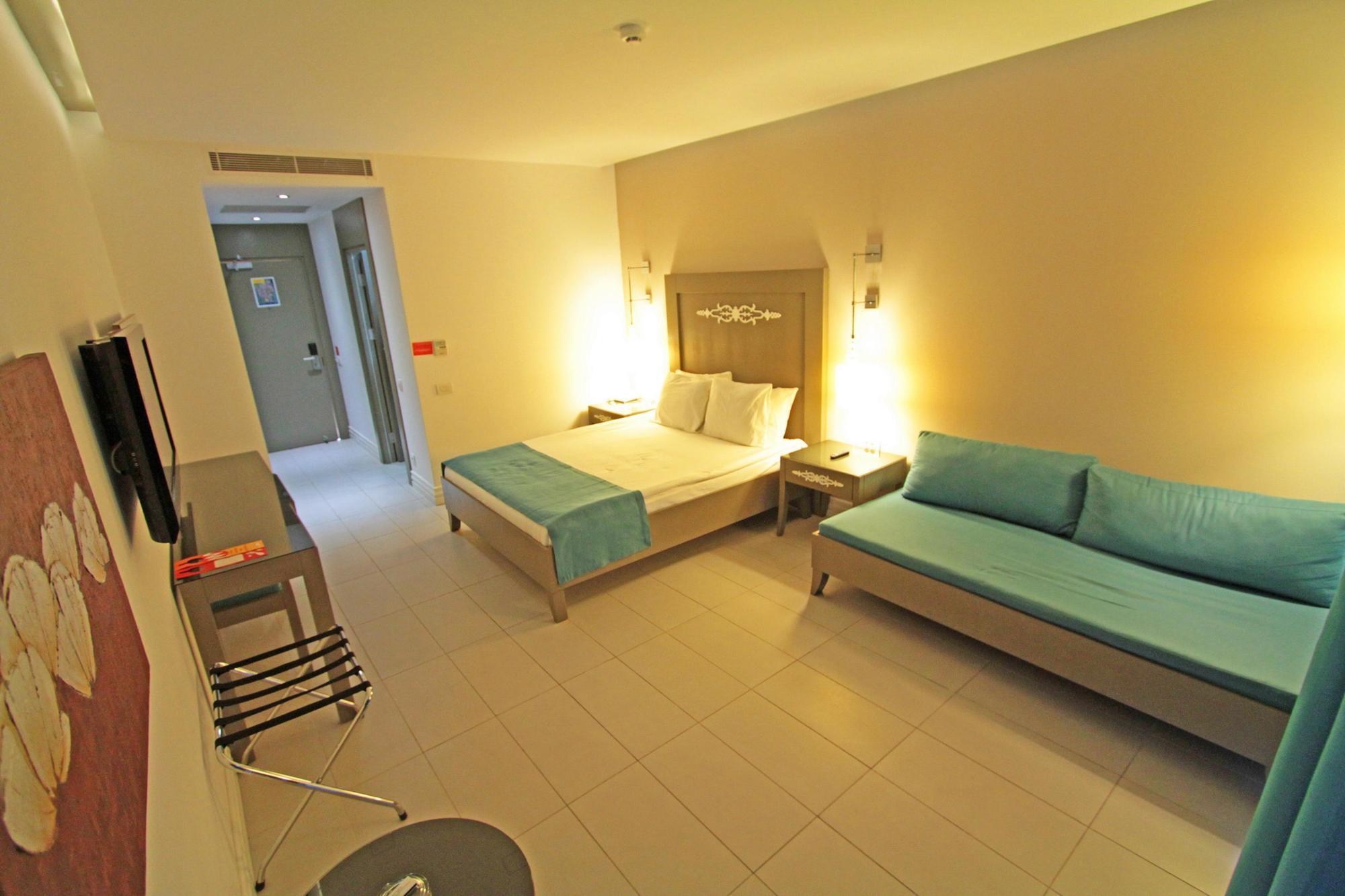Rexene Resort