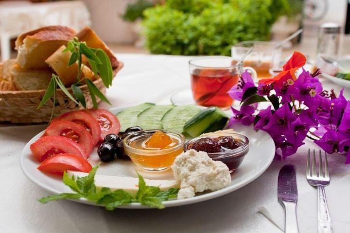 Oda ve Kahvaltı Kale Bodrum