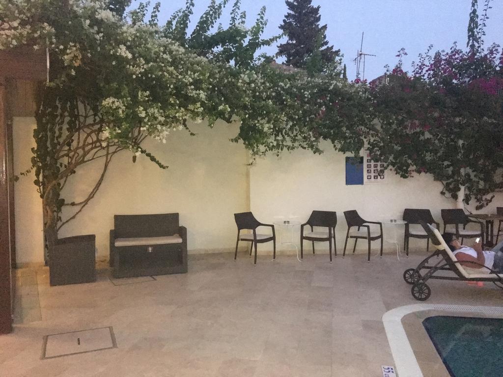 Hotel Asmin 3*