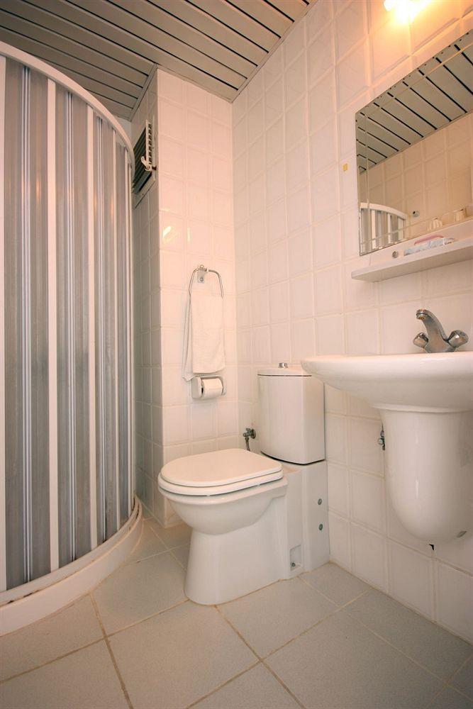 Emelce Apart Aparthotel 2*