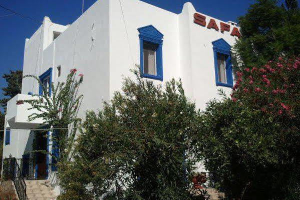 Otel Bitez 3*