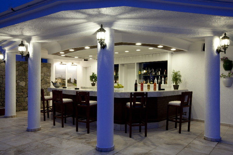 Manastir & Hotel