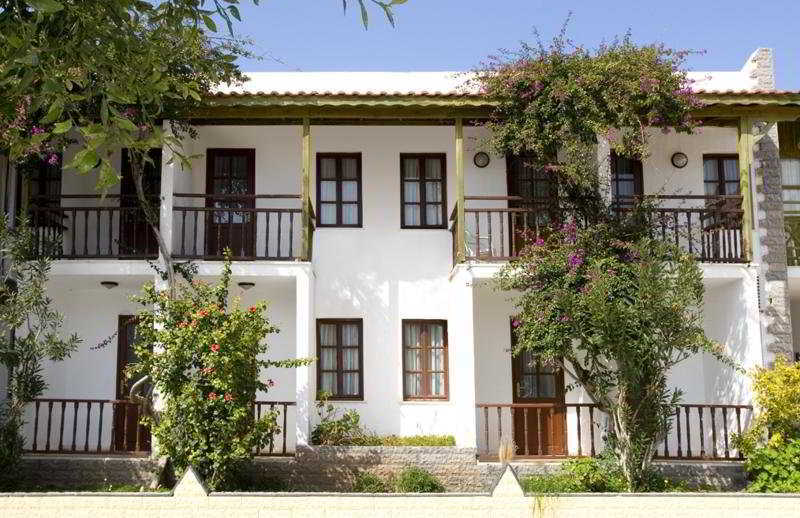 Delfi & Wellness Center Hotel 2*